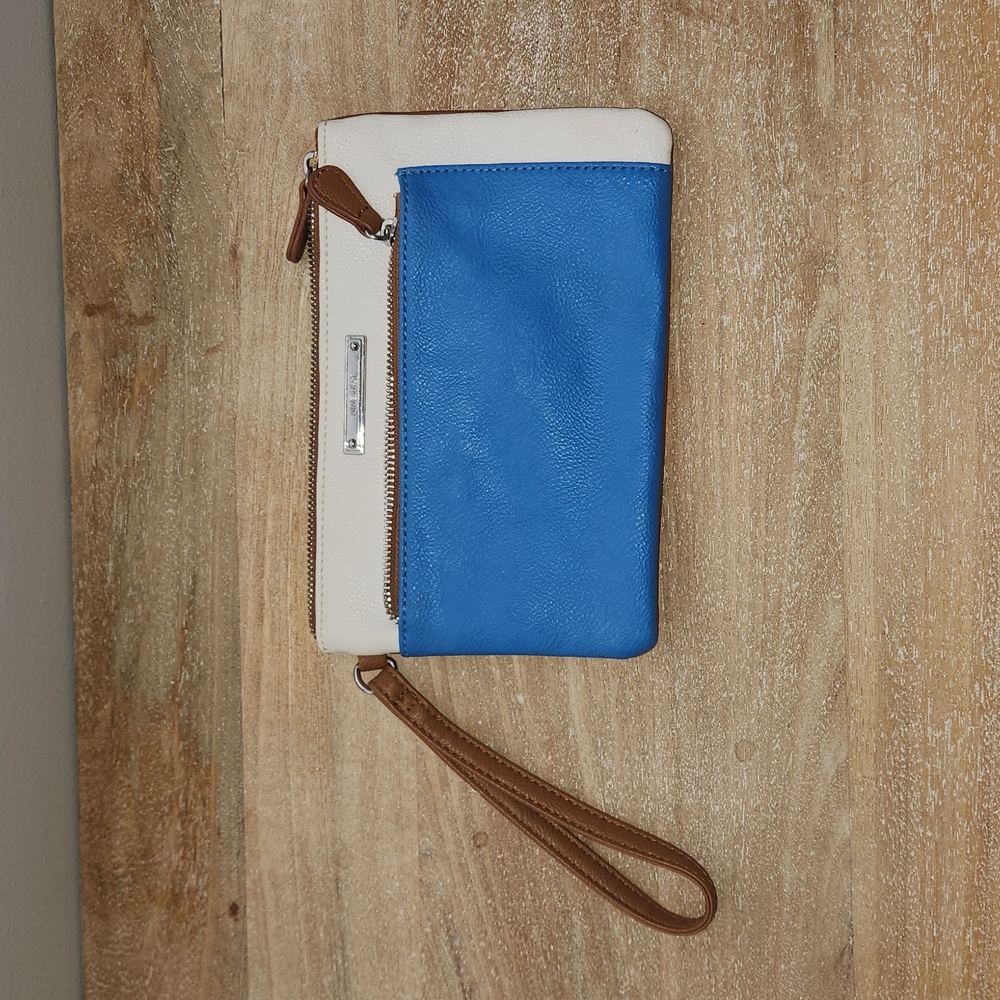 Nine West wristlet